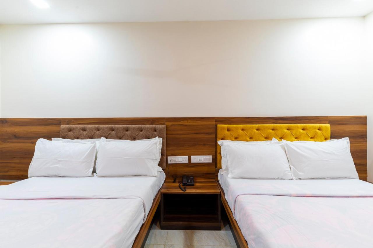 Hotel Samrat Palace Mumbai Kültér fotó